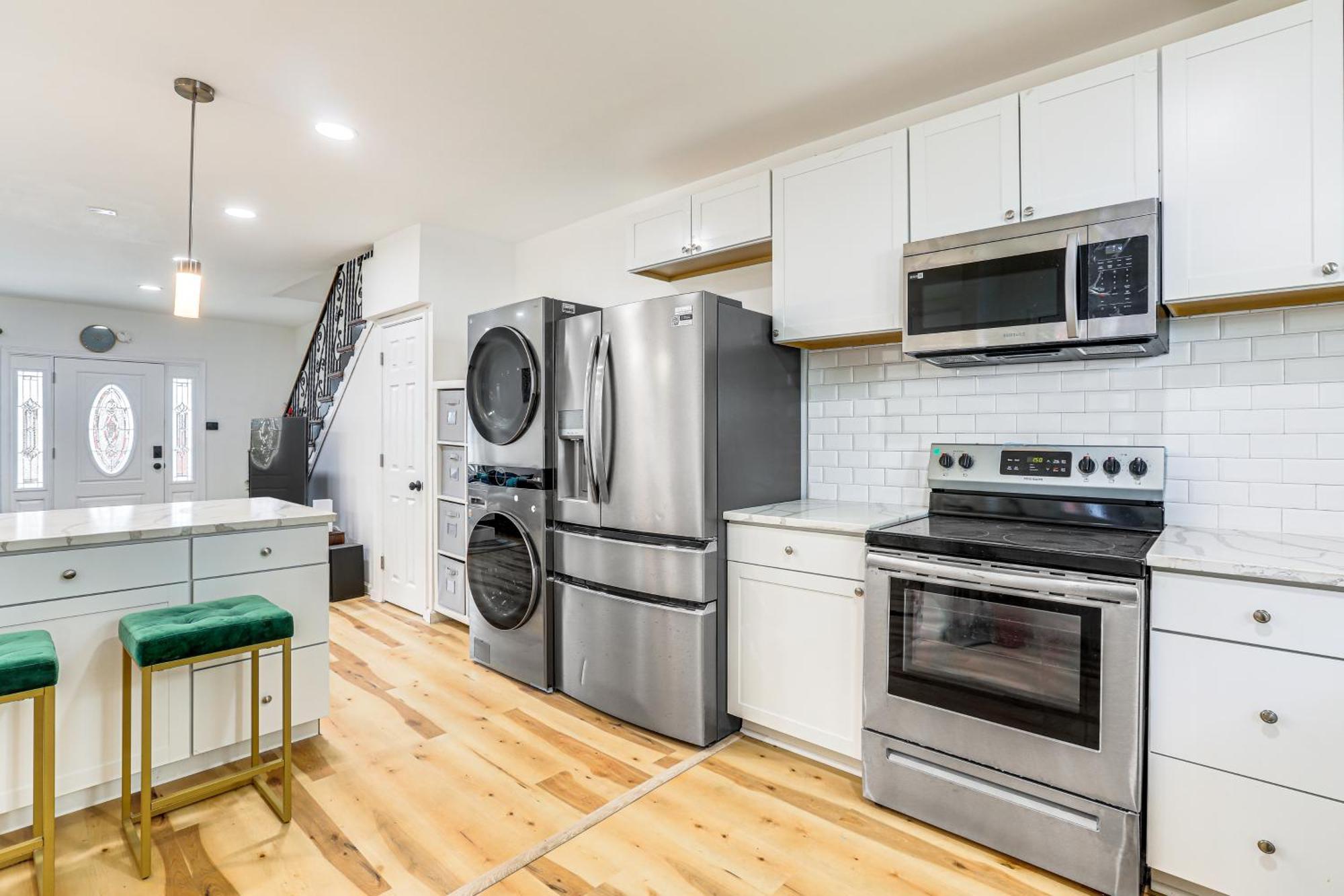 Holiday home 6 Mi To Eagles Games Stylish Philly Townhome!