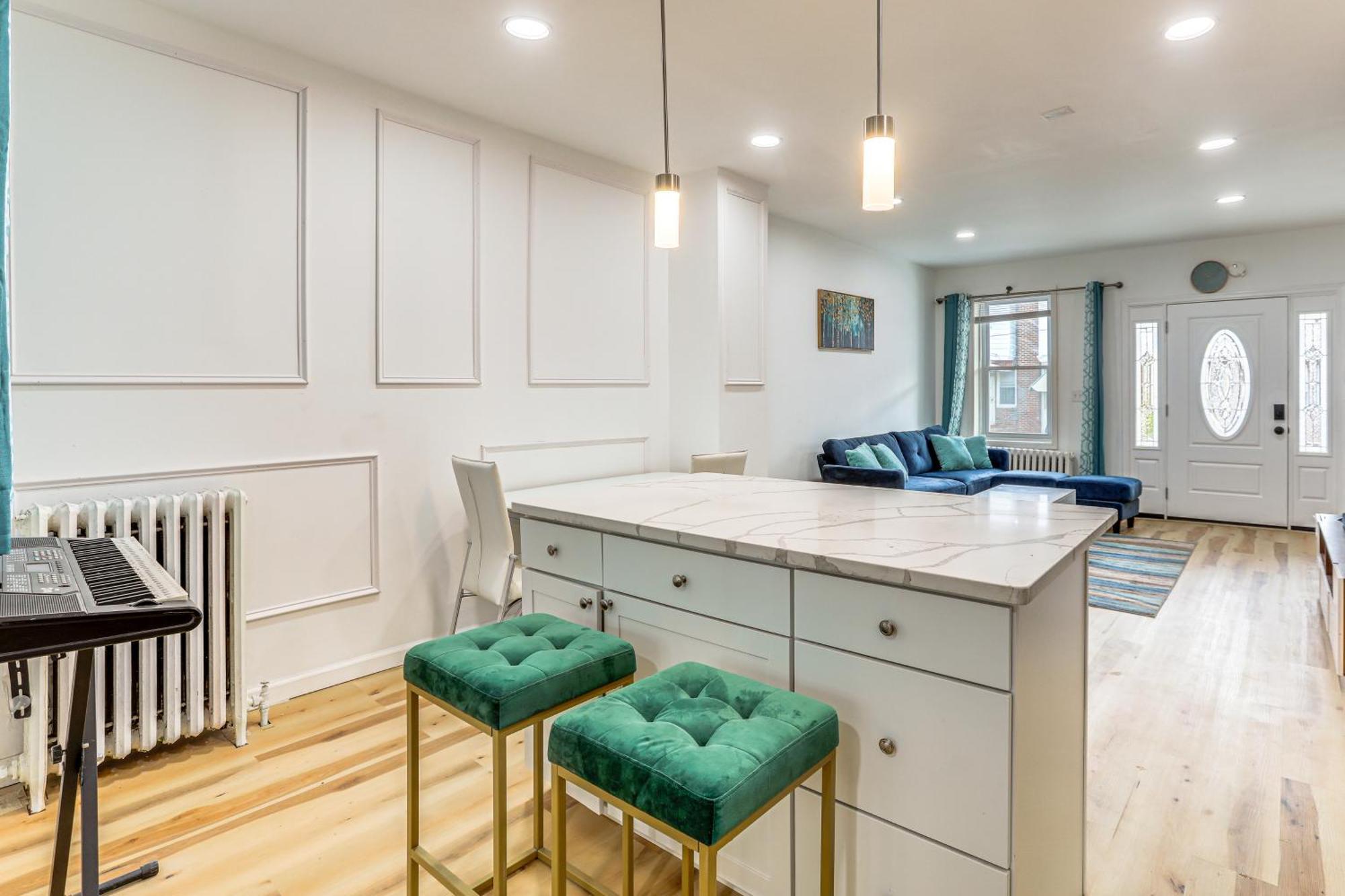 6 Mi To Eagles Games Stylish Philly Townhome! Holiday home