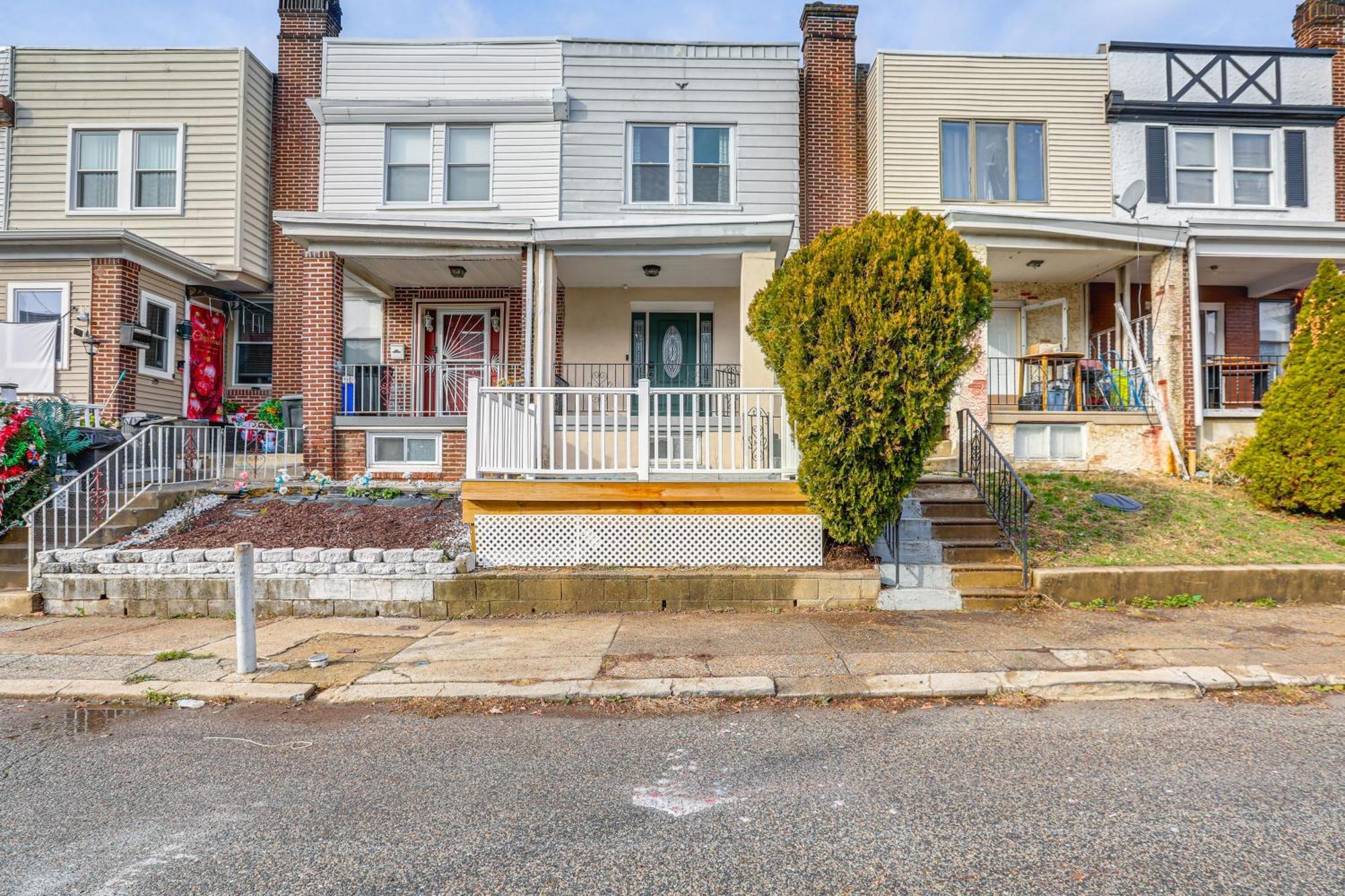 6 Mi To Eagles Games Stylish Philly Townhome! *